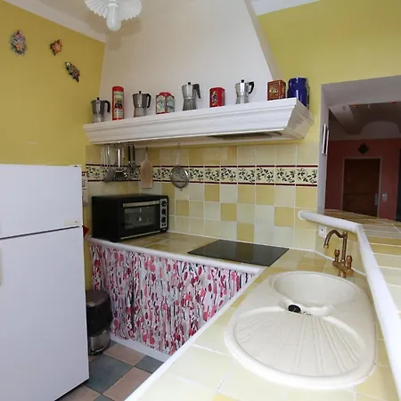 La Maison Des Armas 4 P *